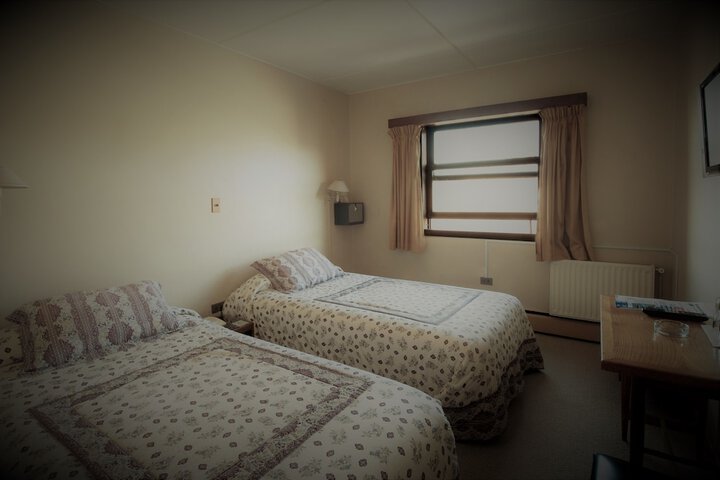 Room 5 of 41