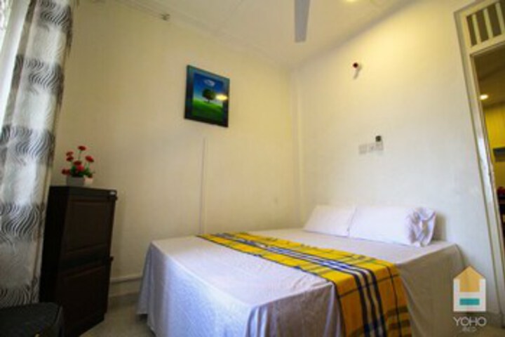 Room 21 of 24