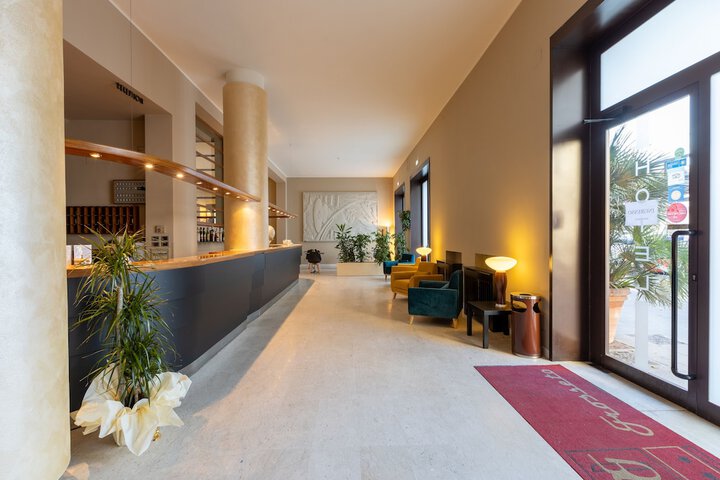 Hotel Interior 2 of 31