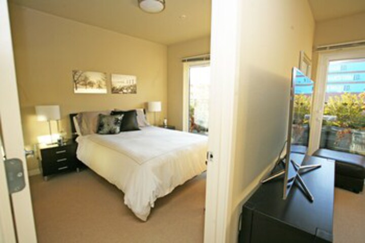 Room 26 of 90