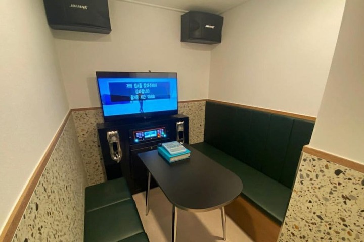 Room 54 of 109