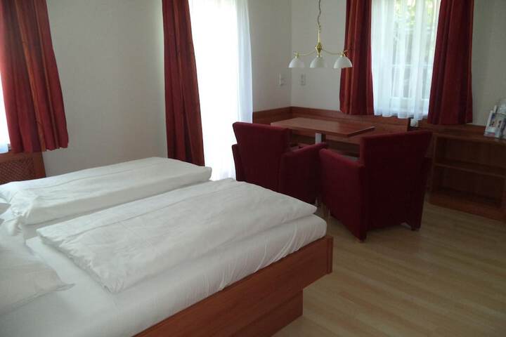 Room 14 of 39
