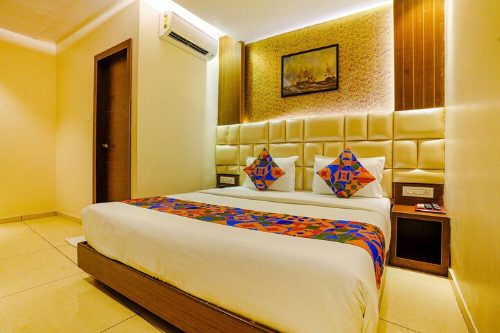Room 26 of 39
