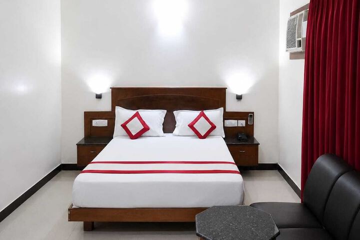 Room 4 of 14
