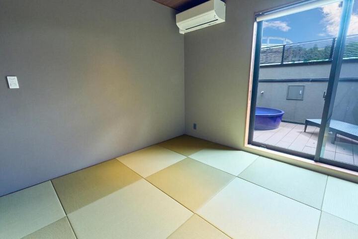 Room 7 of 55