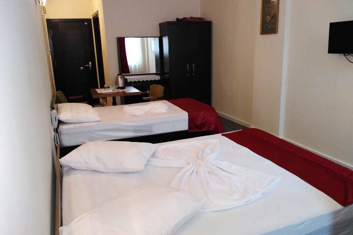Room 48 of 57