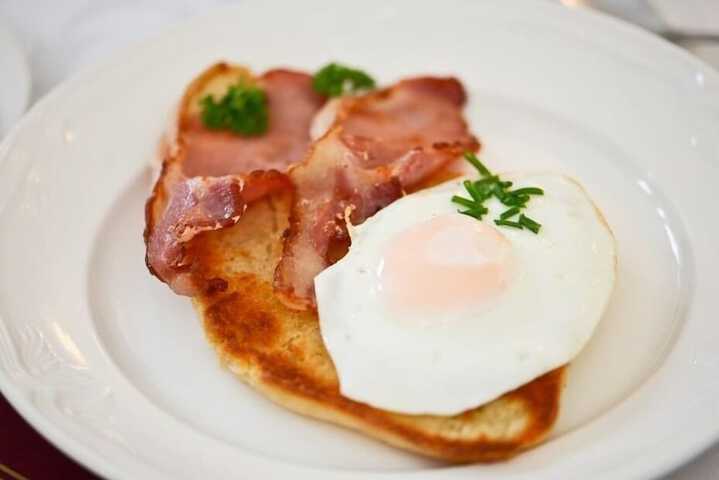 Dining Photos