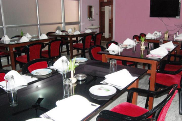 Dining 5 of 5