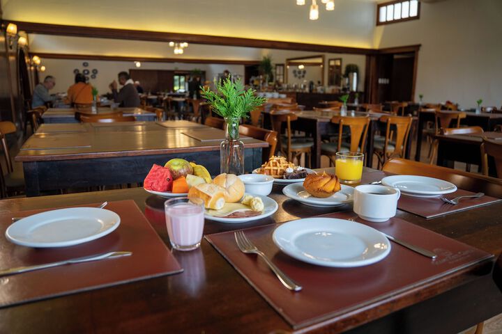 Breakfast/Coffee Service 78 of 123