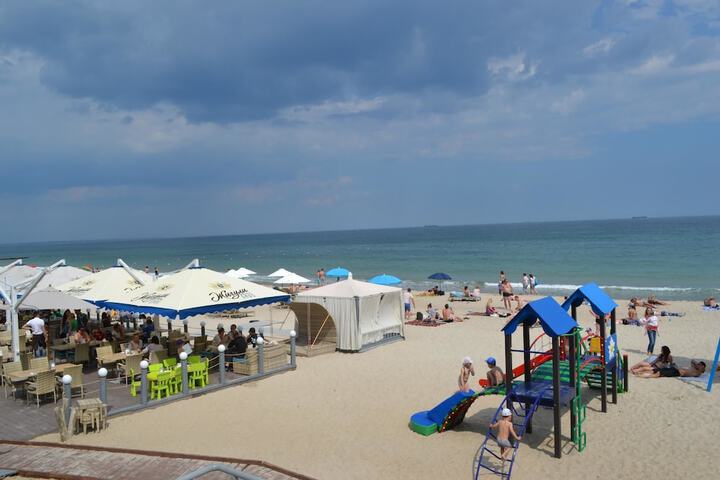 Beach 43 of 53