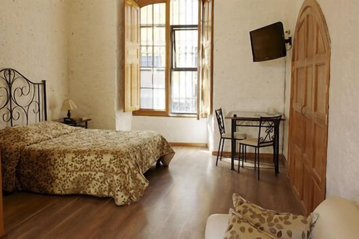 Room 7 of 36