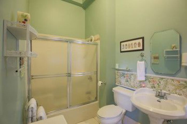 Room 8 of 67