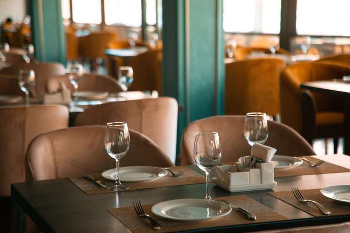 Dining 62 of 83