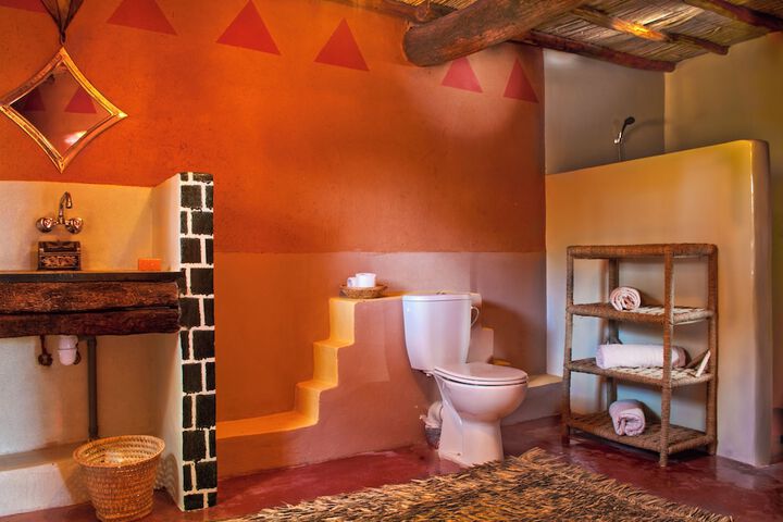 Room 24 of 85