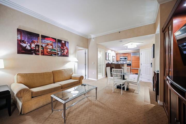 Room 216 of 438