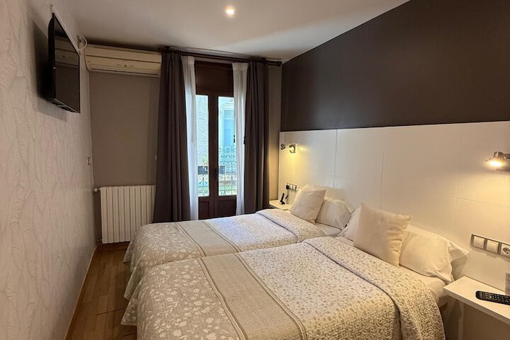 Room 37 of 101