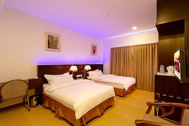 Room 5 of 23