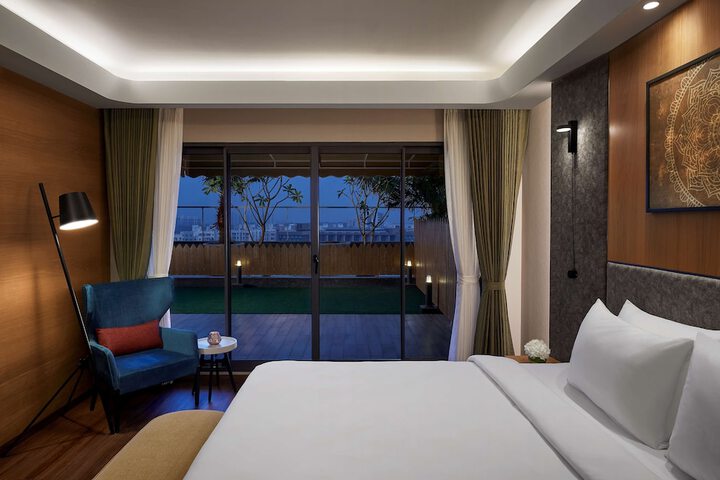 Room 14 of 35