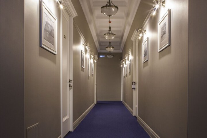 Ballroom/Hall 39 of 46