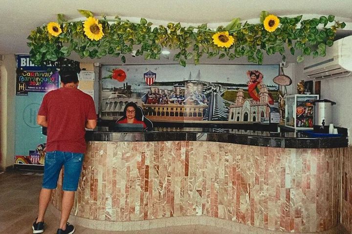 Hotel Interior 4 of 25