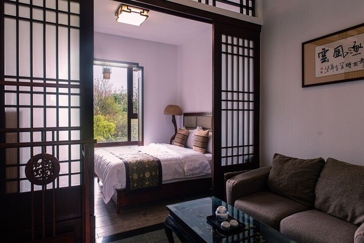 Room 20 of 82