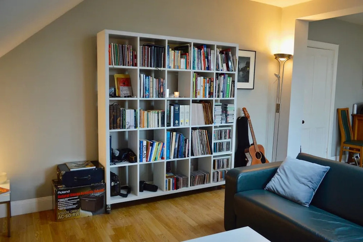 Room 2 of 20