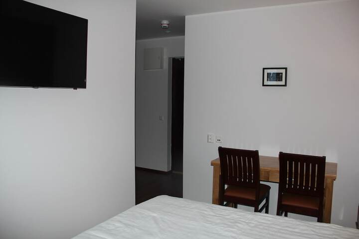 Room 10 of 39