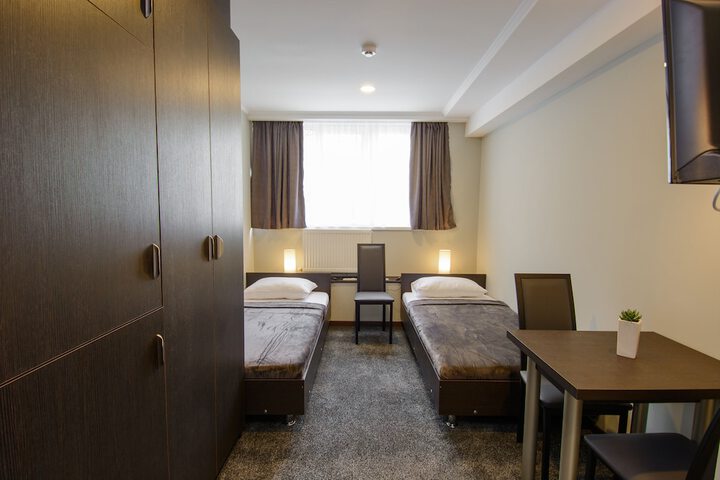 Room 15 of 41
