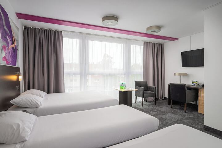 Room 49 of 139
