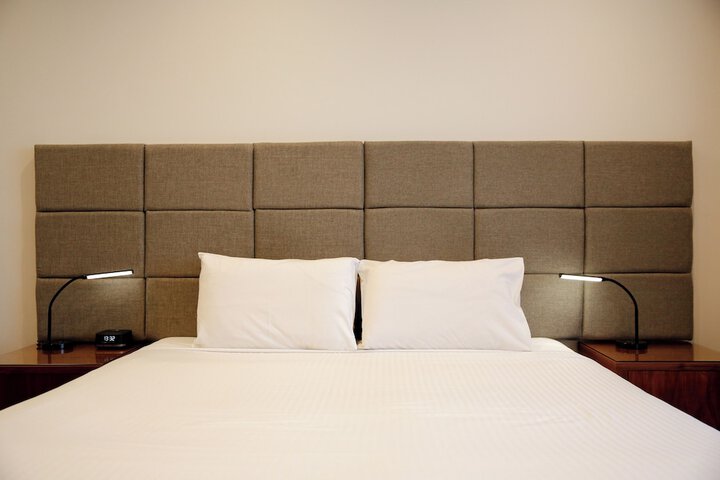 Room 8 of 40