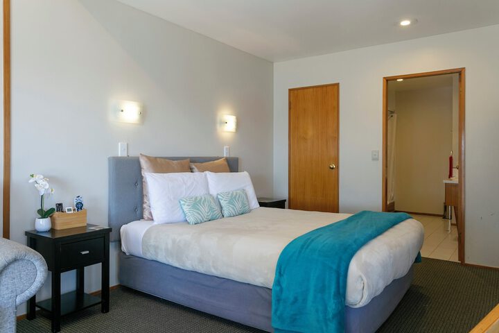 Room 35 of 163