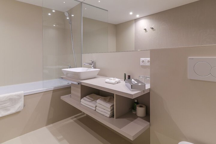 Bath Interior