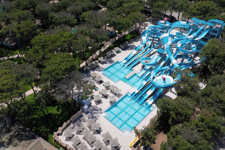 Pool 207 of 518