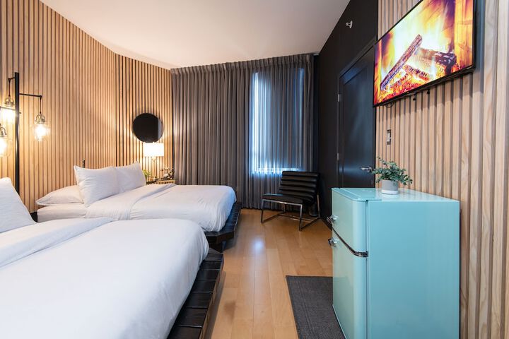 Room 40 of 99