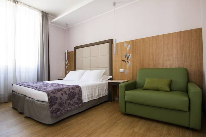 Room 45 of 167