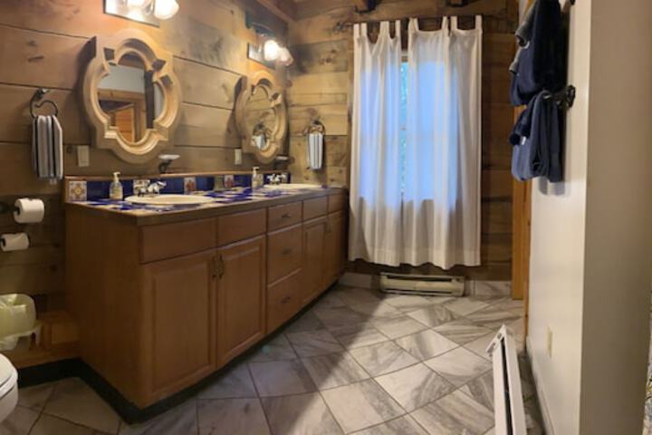 Room 175 of 261