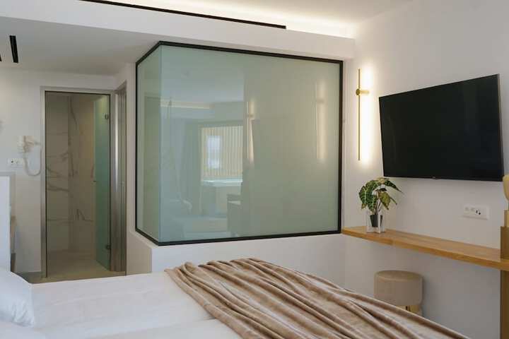 Room 69 of 184