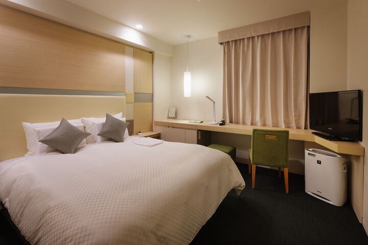 Room 19 of 52