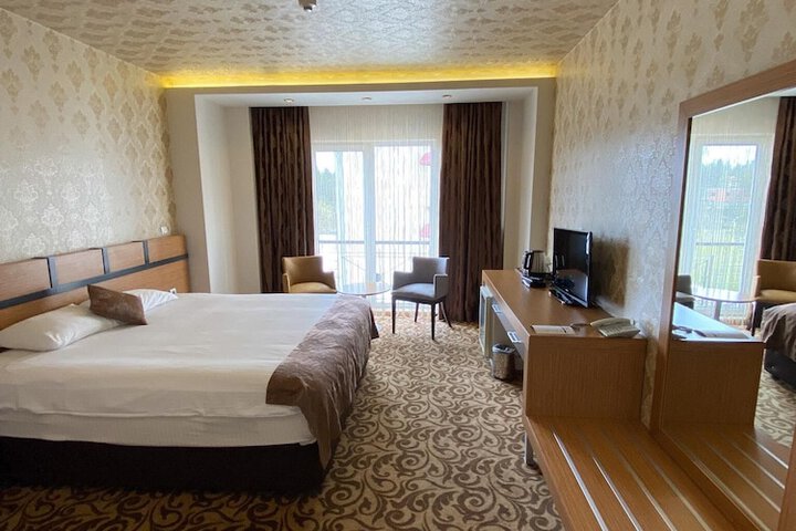 Room 12 of 43