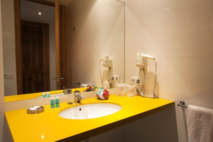 Clean Restrooms