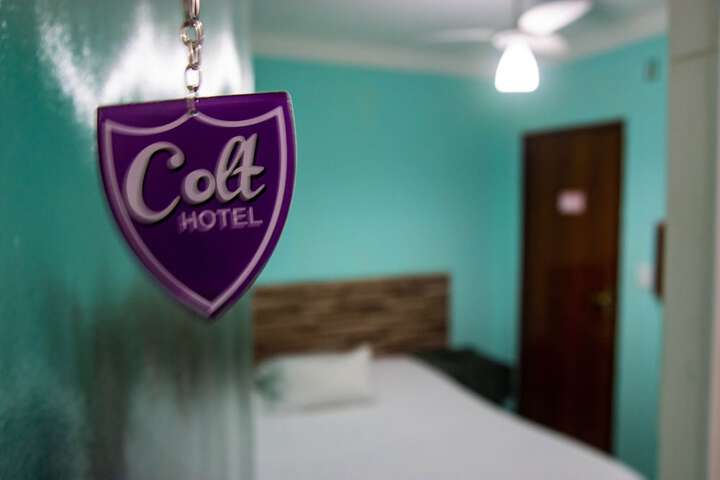 Room 4 of 14