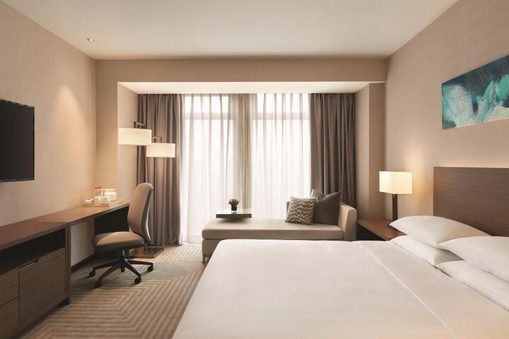 Room 8 of 44
