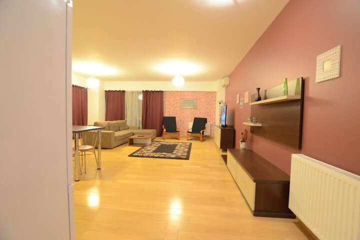 Room 111 of 206