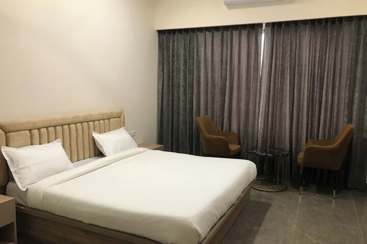 Room 21 of 53