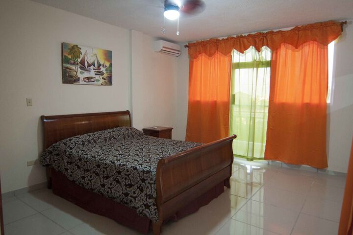 Room 5 of 26