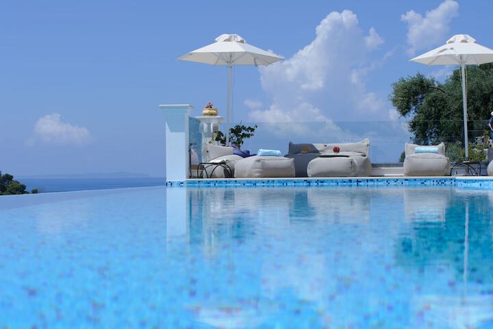 Pool 93 of 109