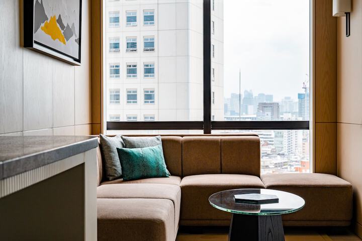Room 40 of 163
