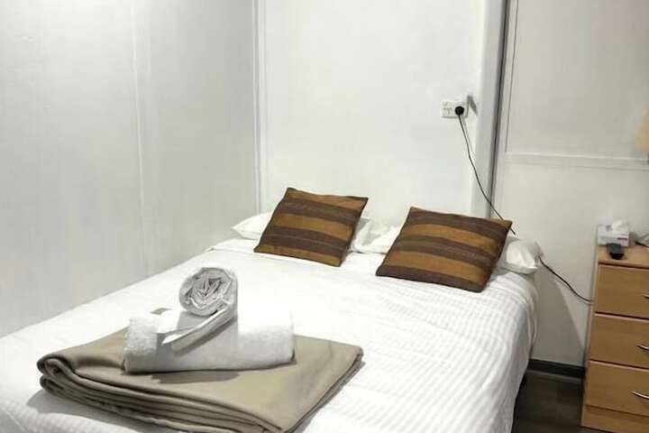 Room 136 of 180