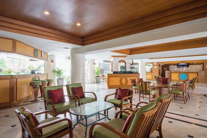 Hotel Lobby