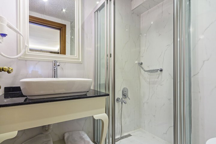 Bath Interior